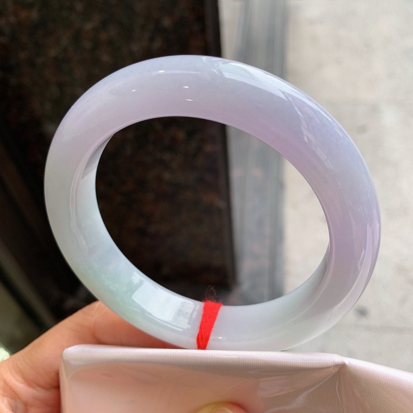 正圈无裂，尺寸：60.8/13.5/10.4，大圈口