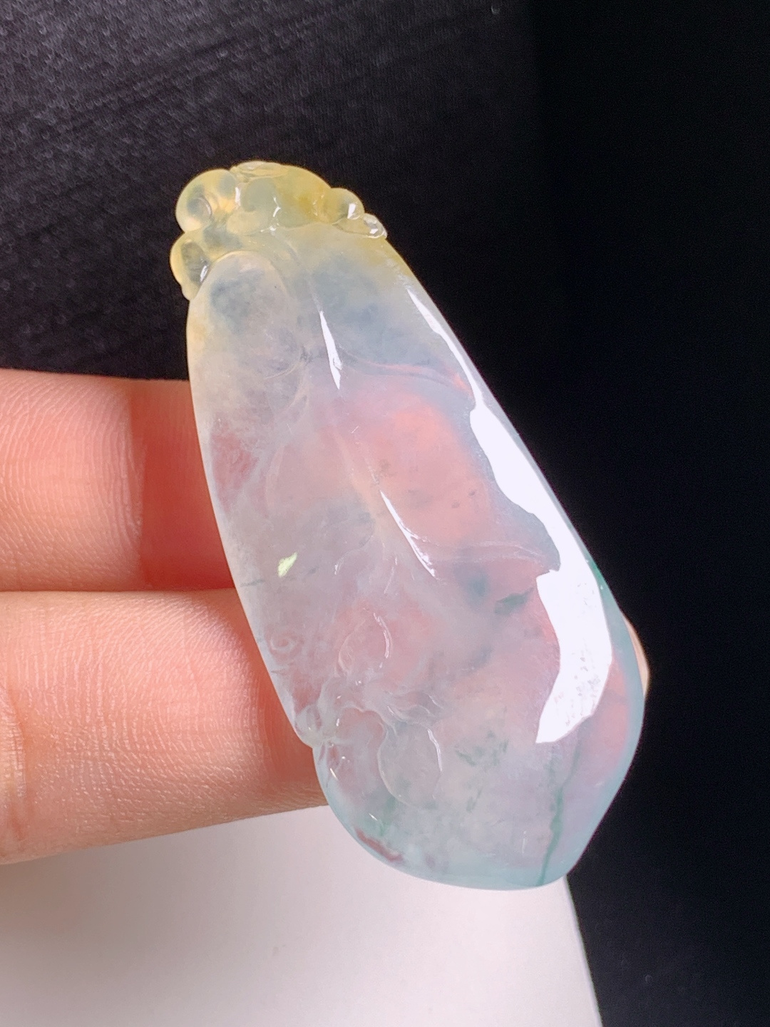 黄加绿树叶吊坠，冰透飘花，俏色灵动，多福多财