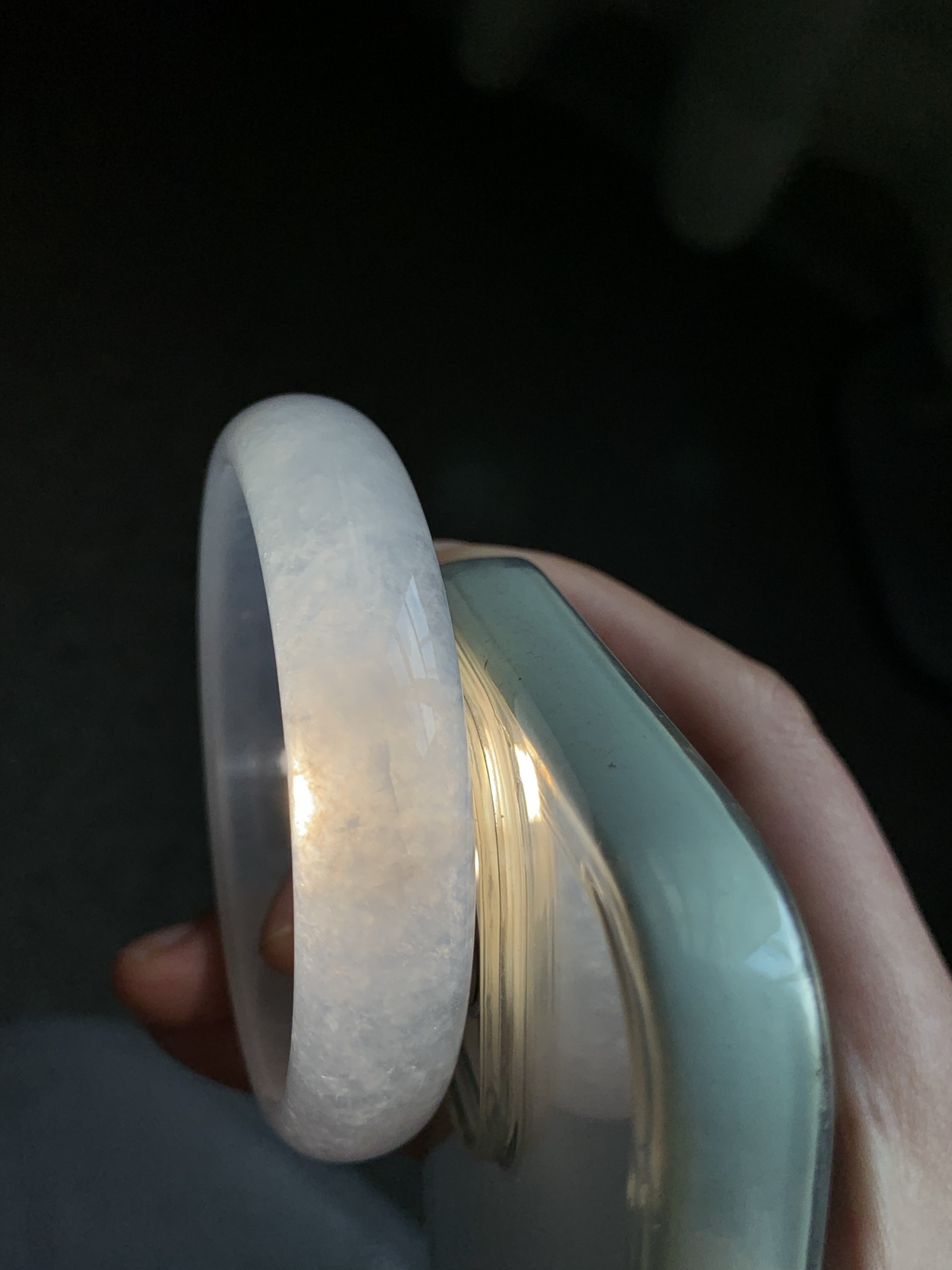 正圈59 60，圈口60.2/14.5/6.6，编码Q5082475，白冰，清透，水润，细腻，种老，打灯有絮线
