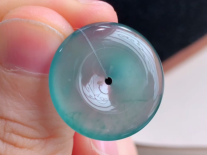 平安扣，尺寸22.4-4.0mm，包A附证书