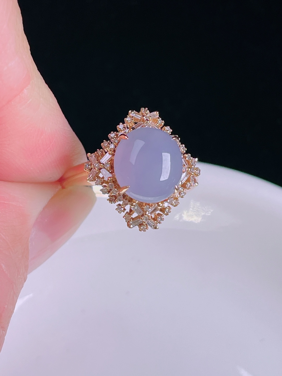 冰紫戒指，18k镶嵌，老种起光，细底通透，尺寸：裸石9.6/9/4.3mm0824