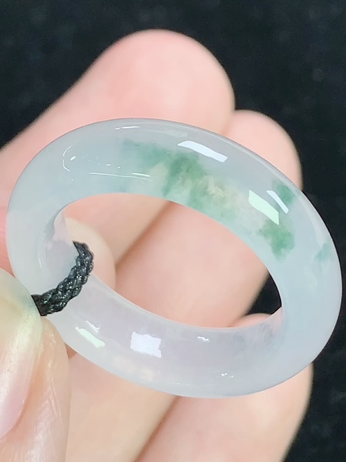 冰飘花戒指，无裂，尺寸18.5*8.4*3.8mm，17号手寸，D24xrg5