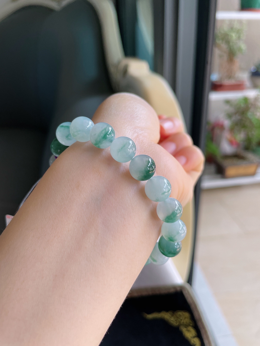 ️，缅甸天然翡翠A货，冰飘花手串，尺寸：10mm。【编4014】