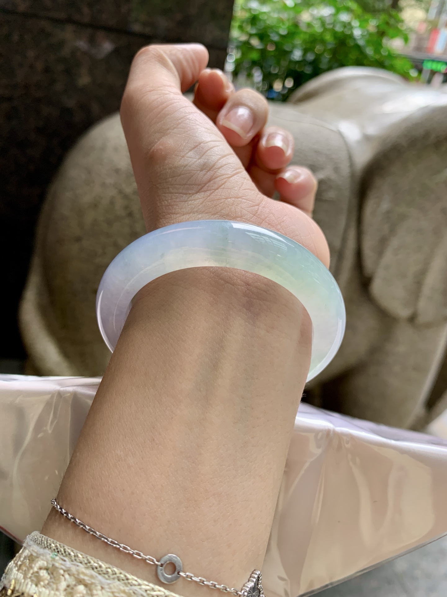 蓝紫正圈,打的细纹，肉眼不显