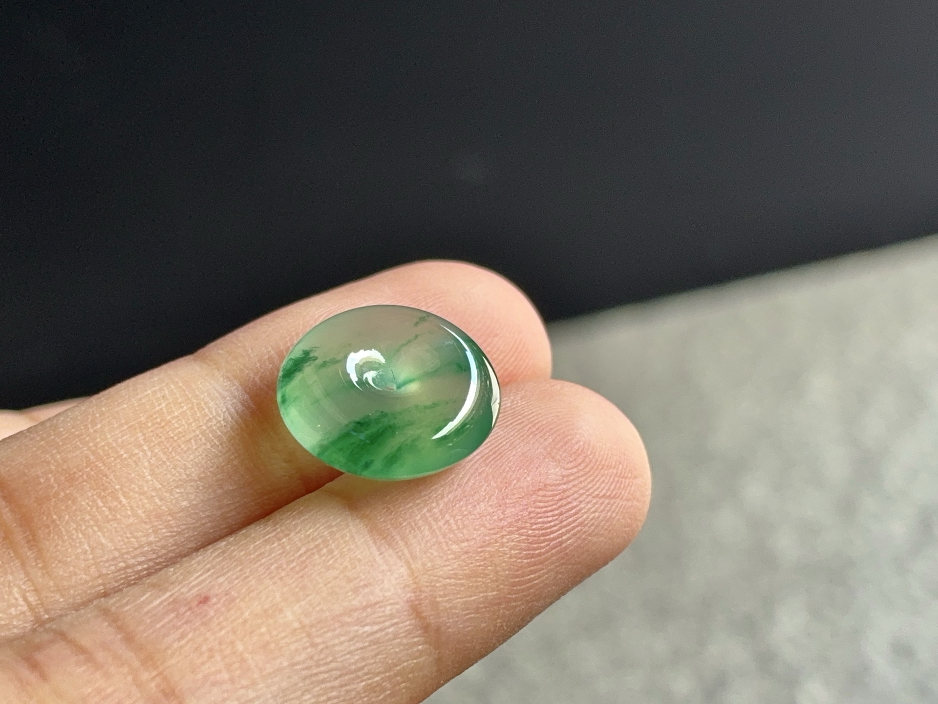 ️ 飘绿平安扣，尺寸：13×4.4
