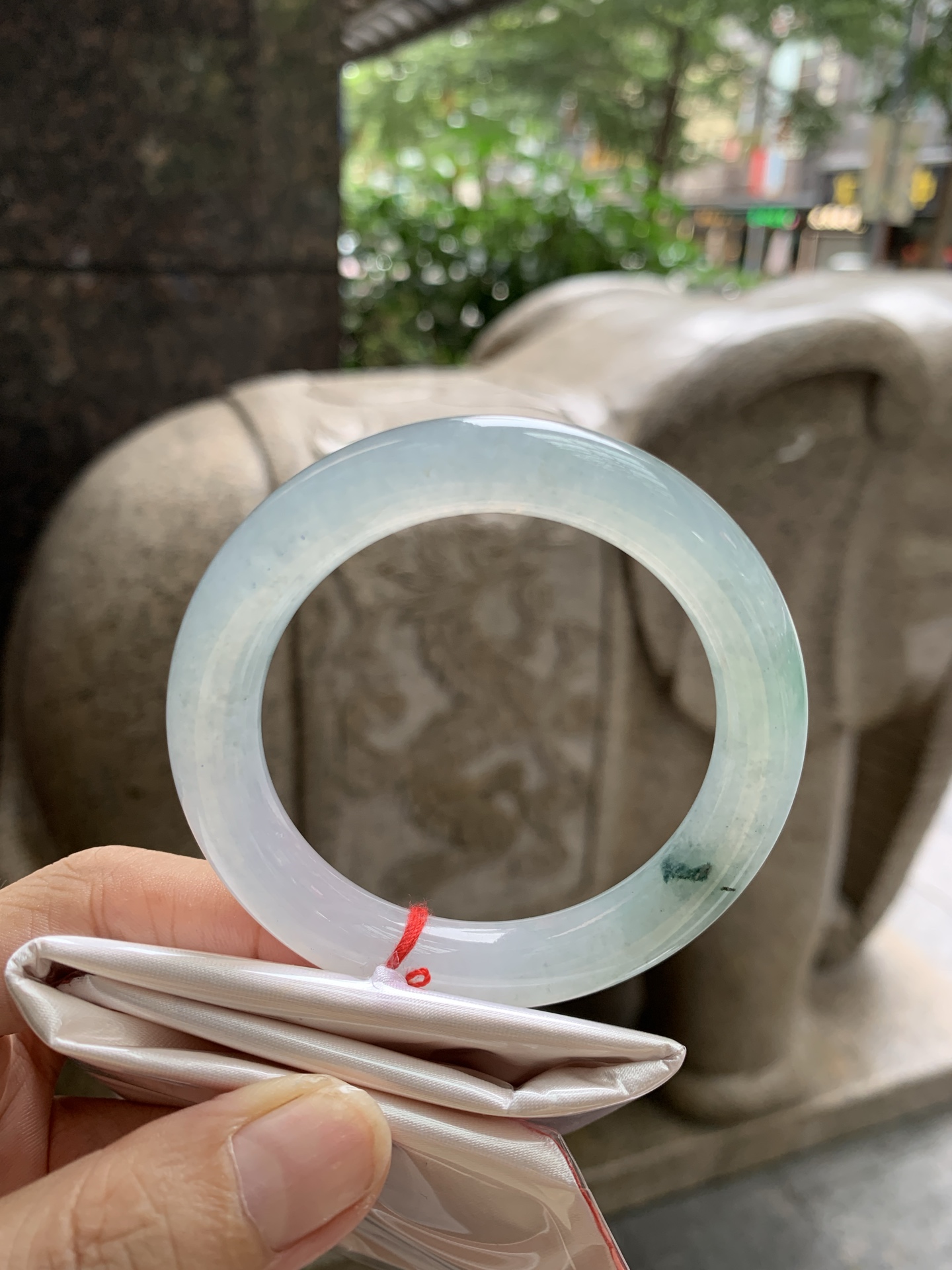 飘花圆条,打灯细纹，表皮微扣