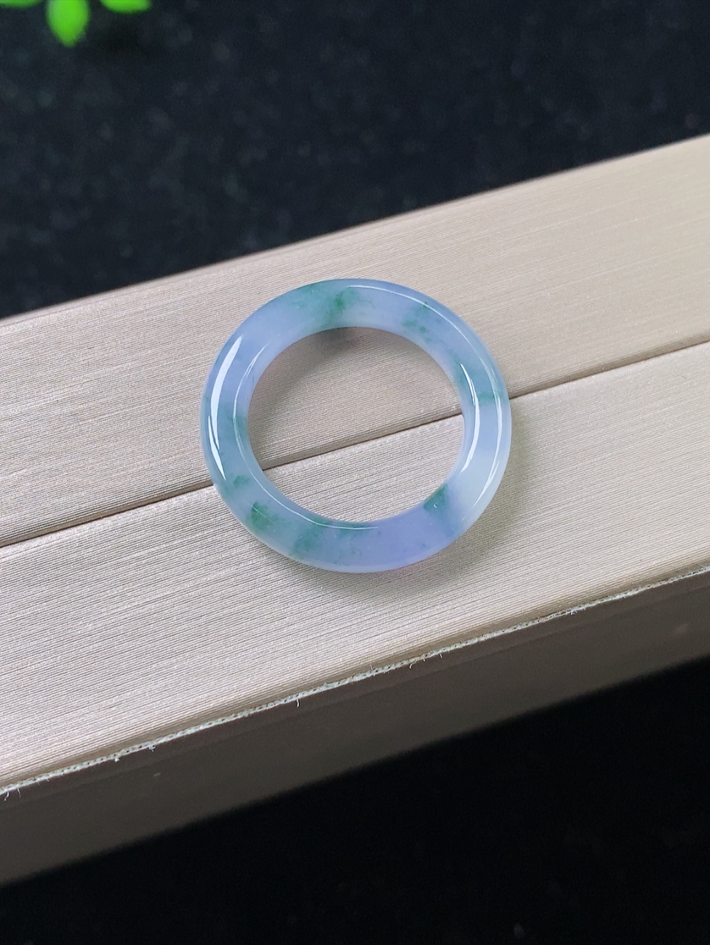 飘花戒指，无裂，内径尺寸15.5-3.6-3.1mm，10号手寸，824fty