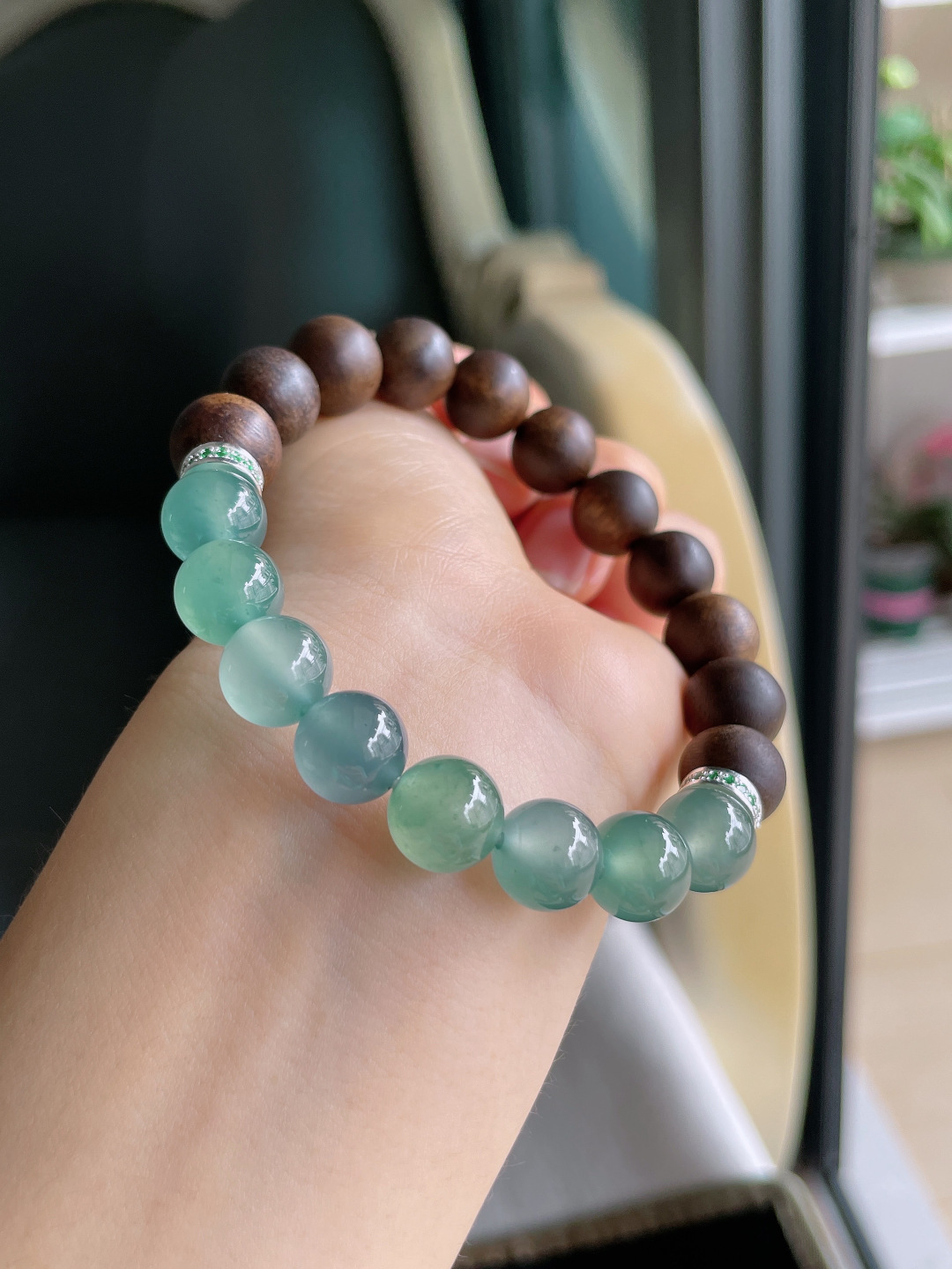 ️，天然翡翠A货，冰多宝搭配沉香木手串，尺寸：10mm。【编4376】