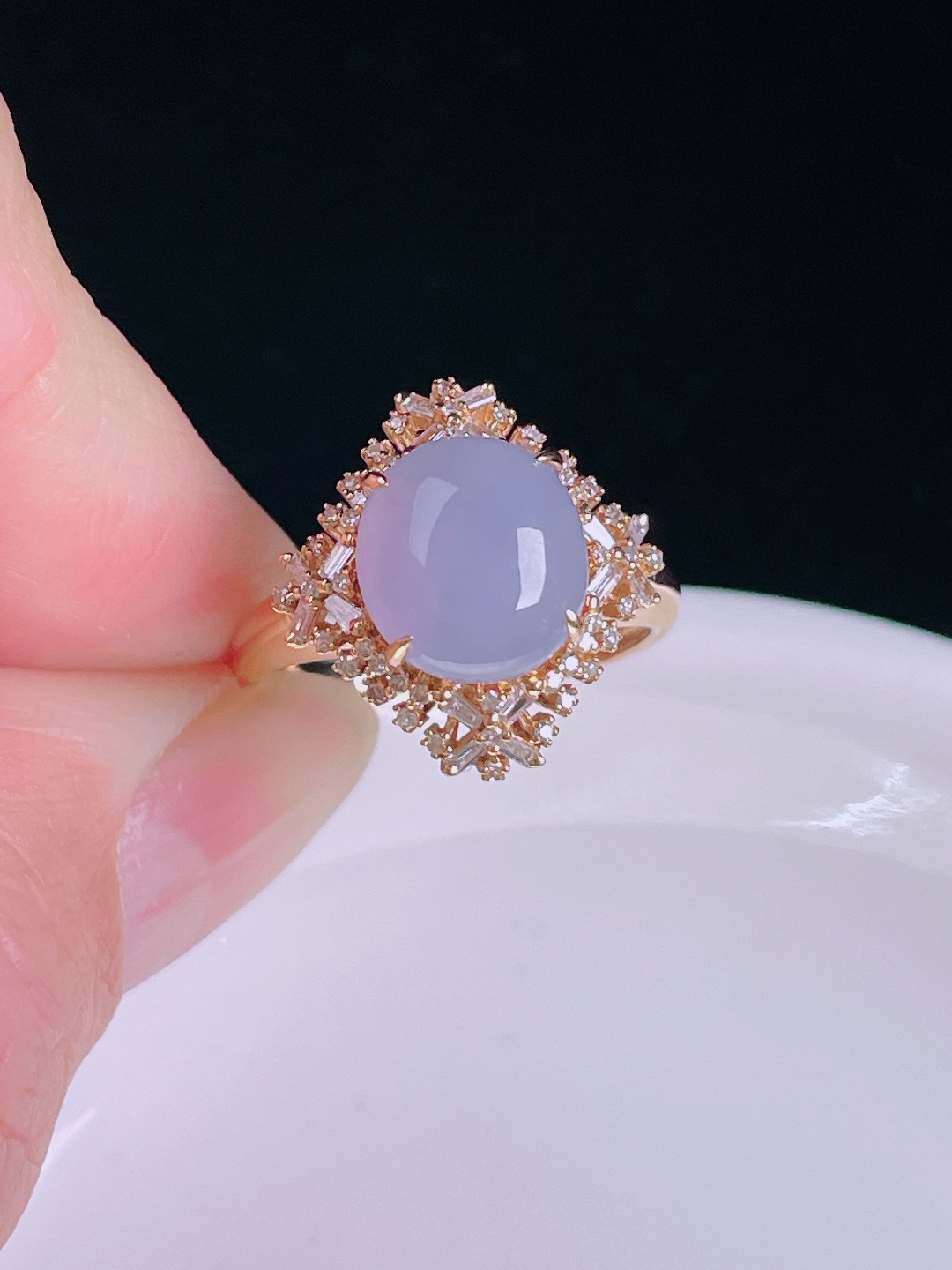 冰紫戒指，18k镶嵌，老种起光，细底通透，尺寸：裸石9.6/9/4.3mm0824