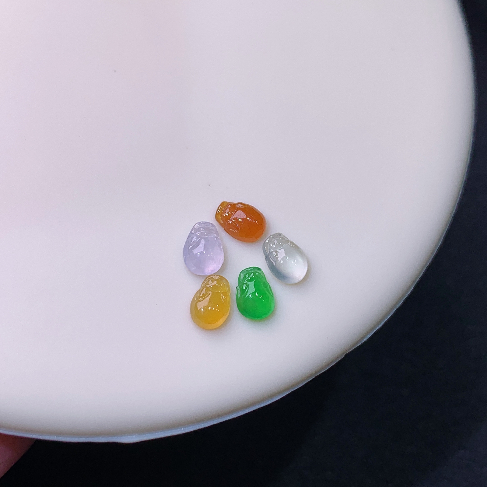 冰种多彩貔貅一手，镶嵌佳品，冰润细腻，种水足，Yyf 尺寸5.4*3.9*.1.8