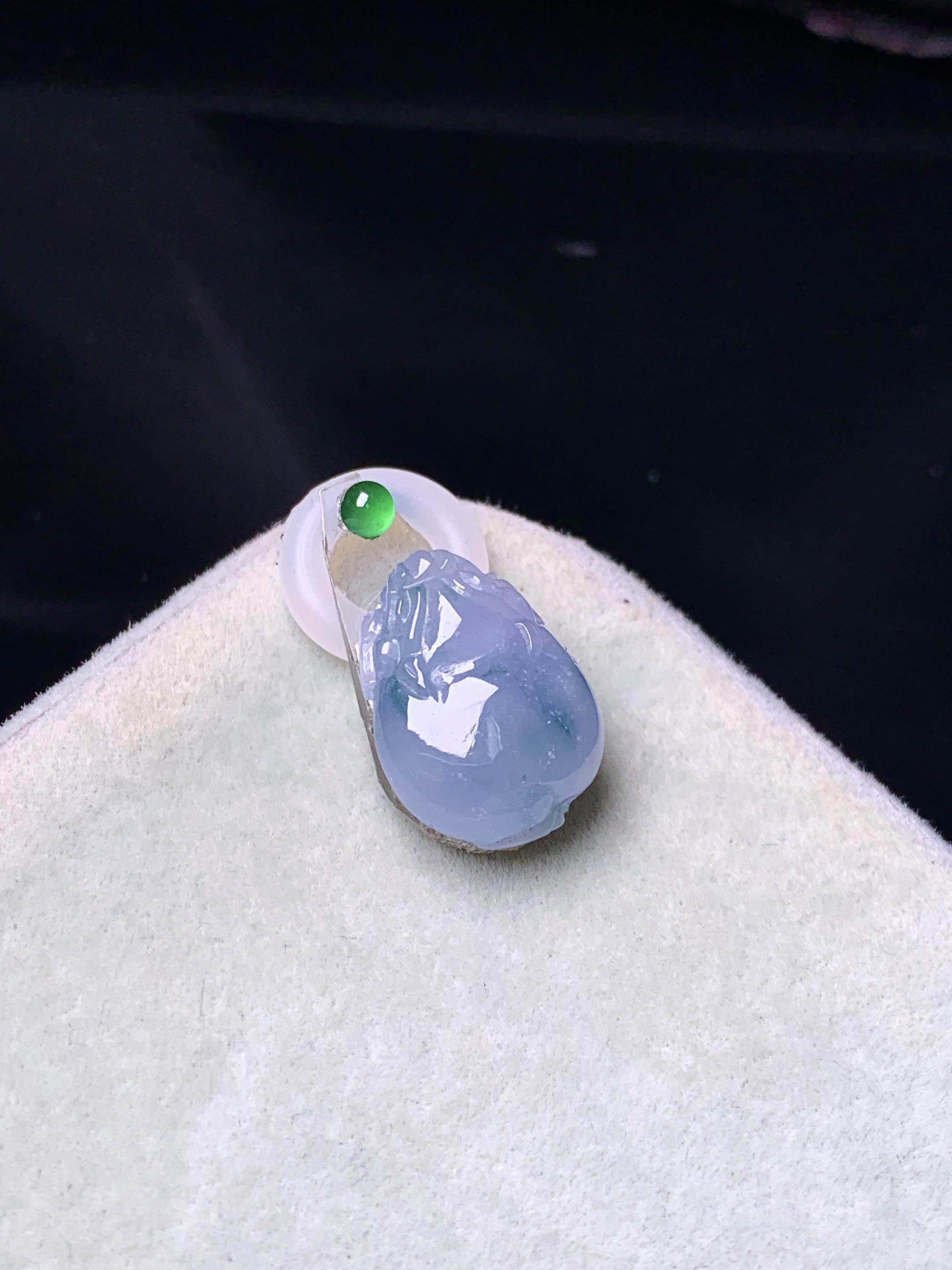 镶嵌款 紫罗兰貔貅吊坠 玉质细腻 色泽艳丽清新 水润亮眼 整体尺寸13.8*10.3*4.5 2x
