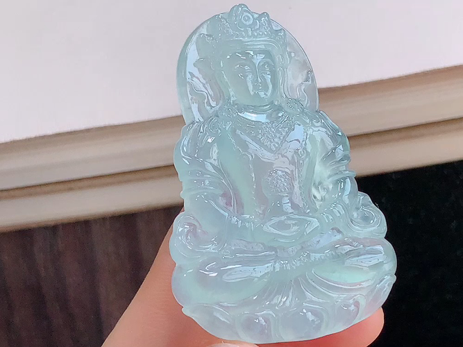 ️ 观音，无裂，尺寸48.9-33.2-5.9mm，包A附证书