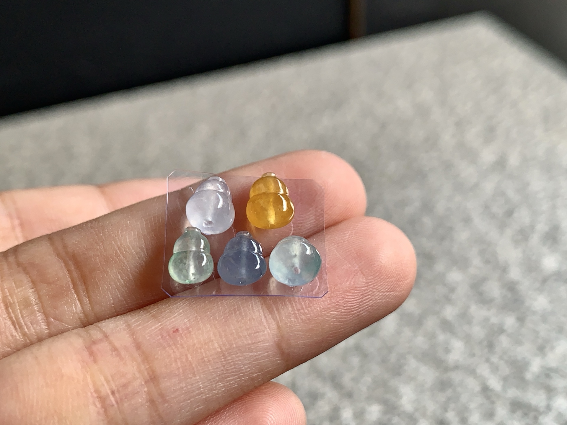 翡翠葫芦一手，尺寸：7×5.5×4.1/5.7×5.7×5.4