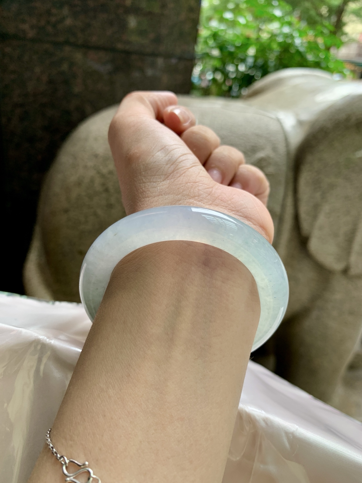 飘花圆条,打灯细纹，表皮微扣