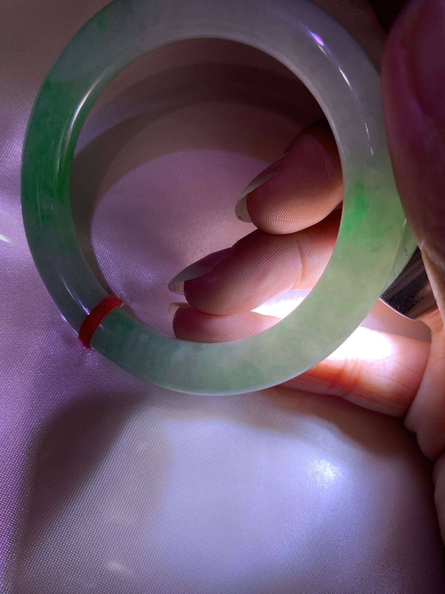 白底青圆条,打灯细纹，表皮微扣