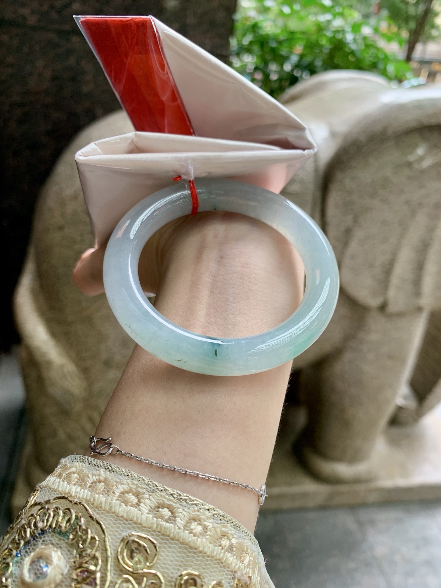 飘花圆条,打灯细纹，表皮微扣
