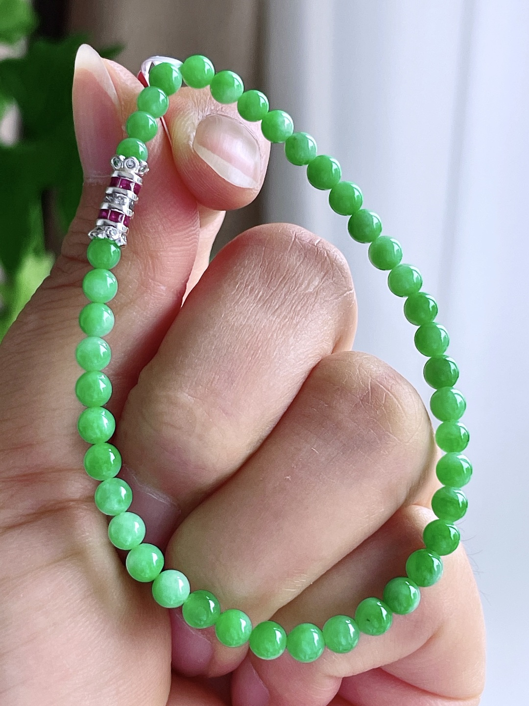 珠子冰阳绿手串圆珠珠子手串,性比高,尺寸4.4mm,重量6.8克