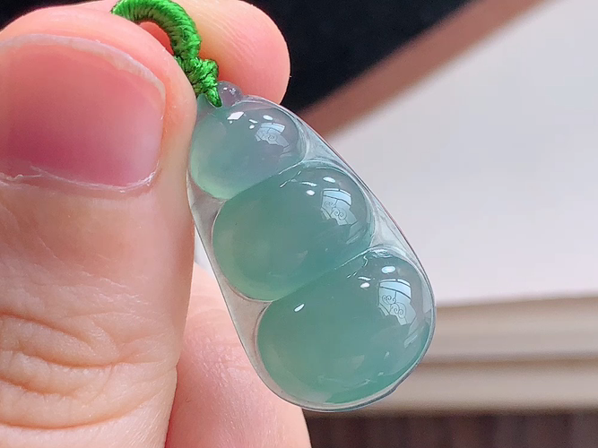 ️ 福豆，无裂，尺寸26.2-14.6-5.5mm，包A附证书