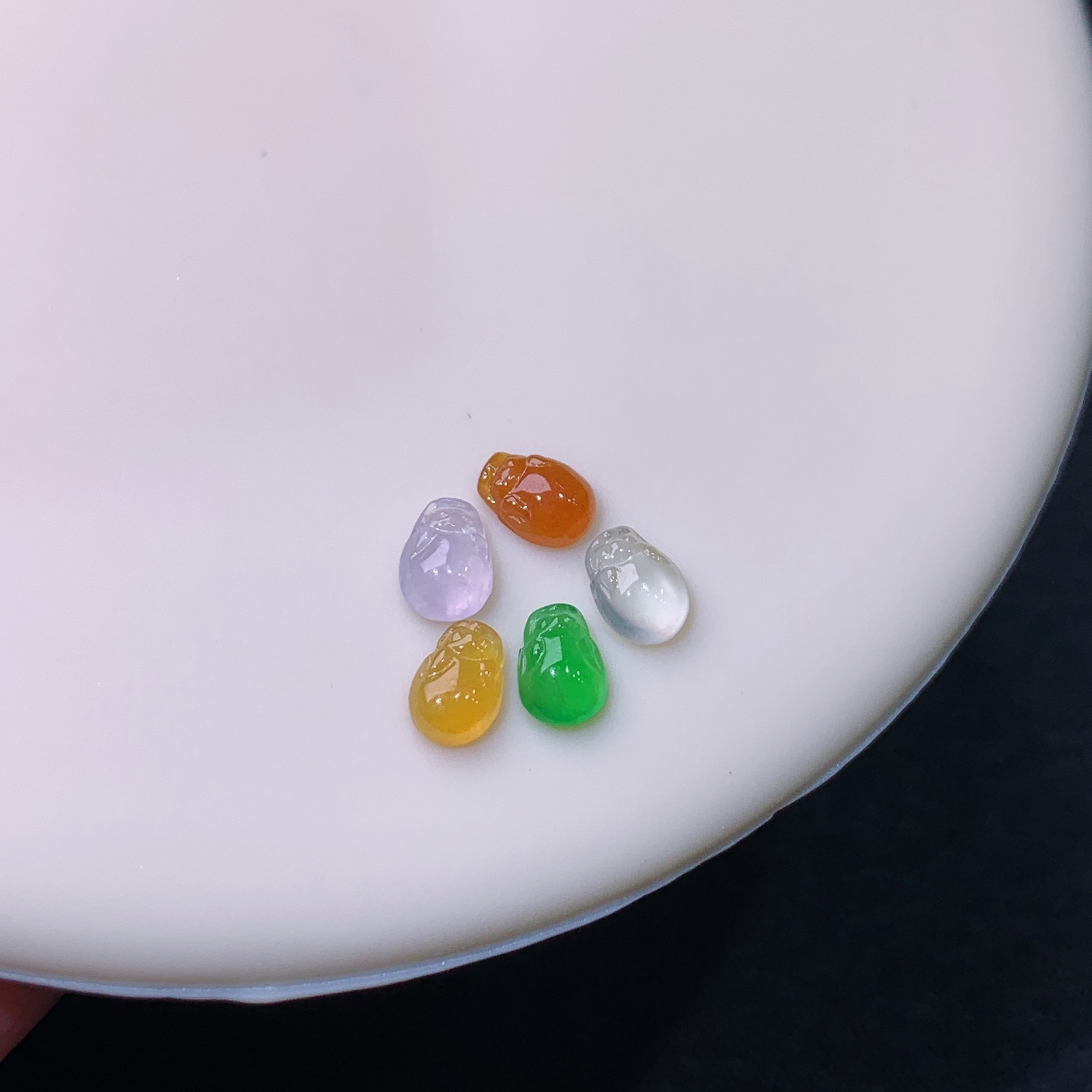 冰种多彩貔貅一手，镶嵌佳品，冰润细腻，种水足，Yyf 尺寸5.4*3.9*.1.8