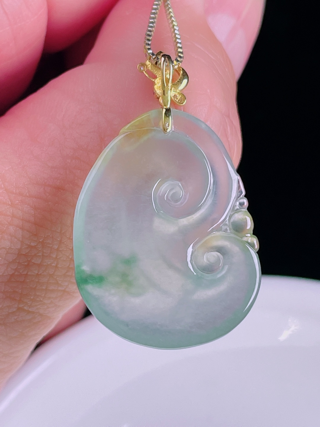 如意，18k镶嵌，老种起光，细底通透，尺寸：34.5裸石27.3/22.3/4.8mm0824