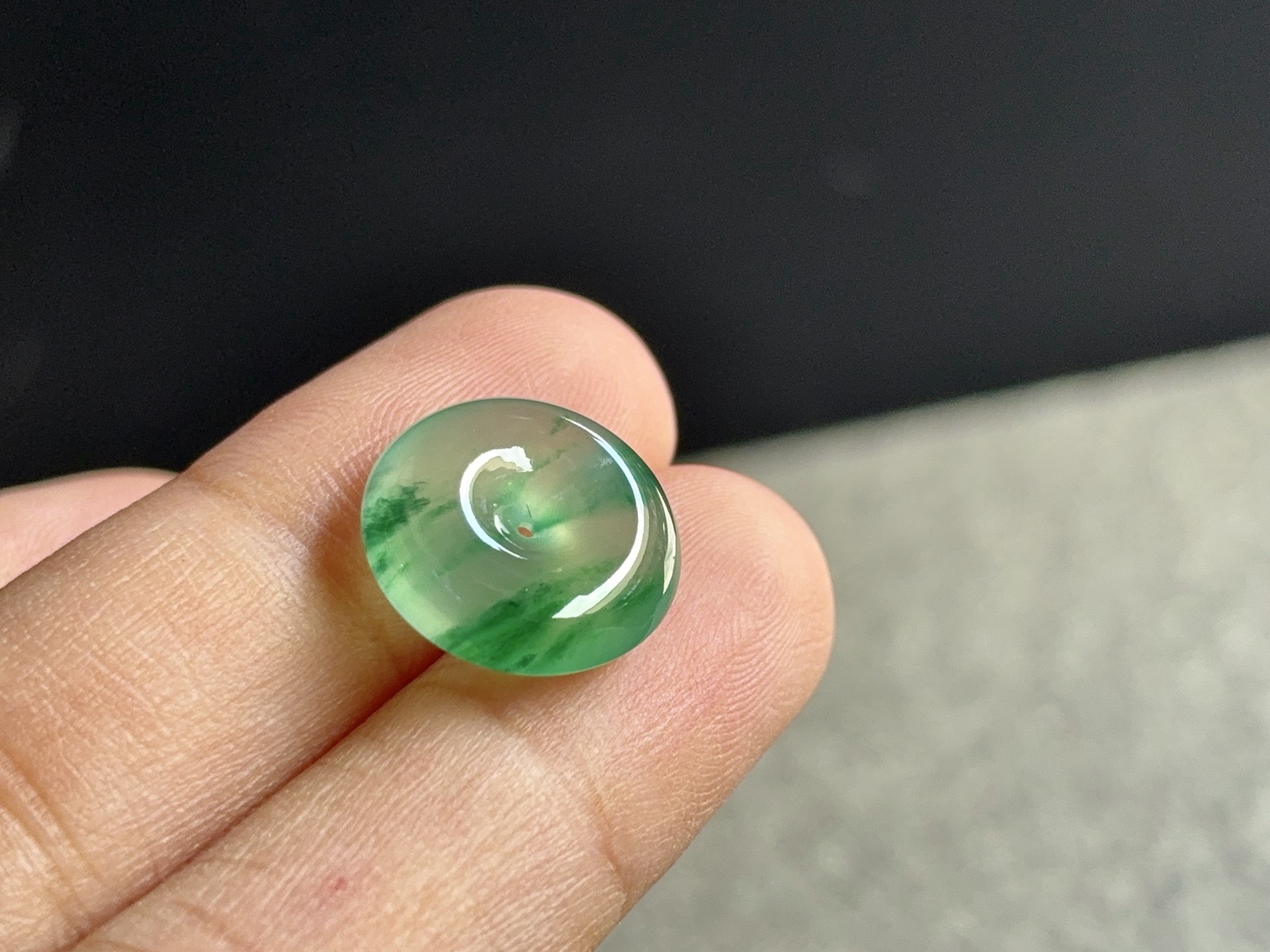 ️ 飘绿平安扣，尺寸：13×4.4