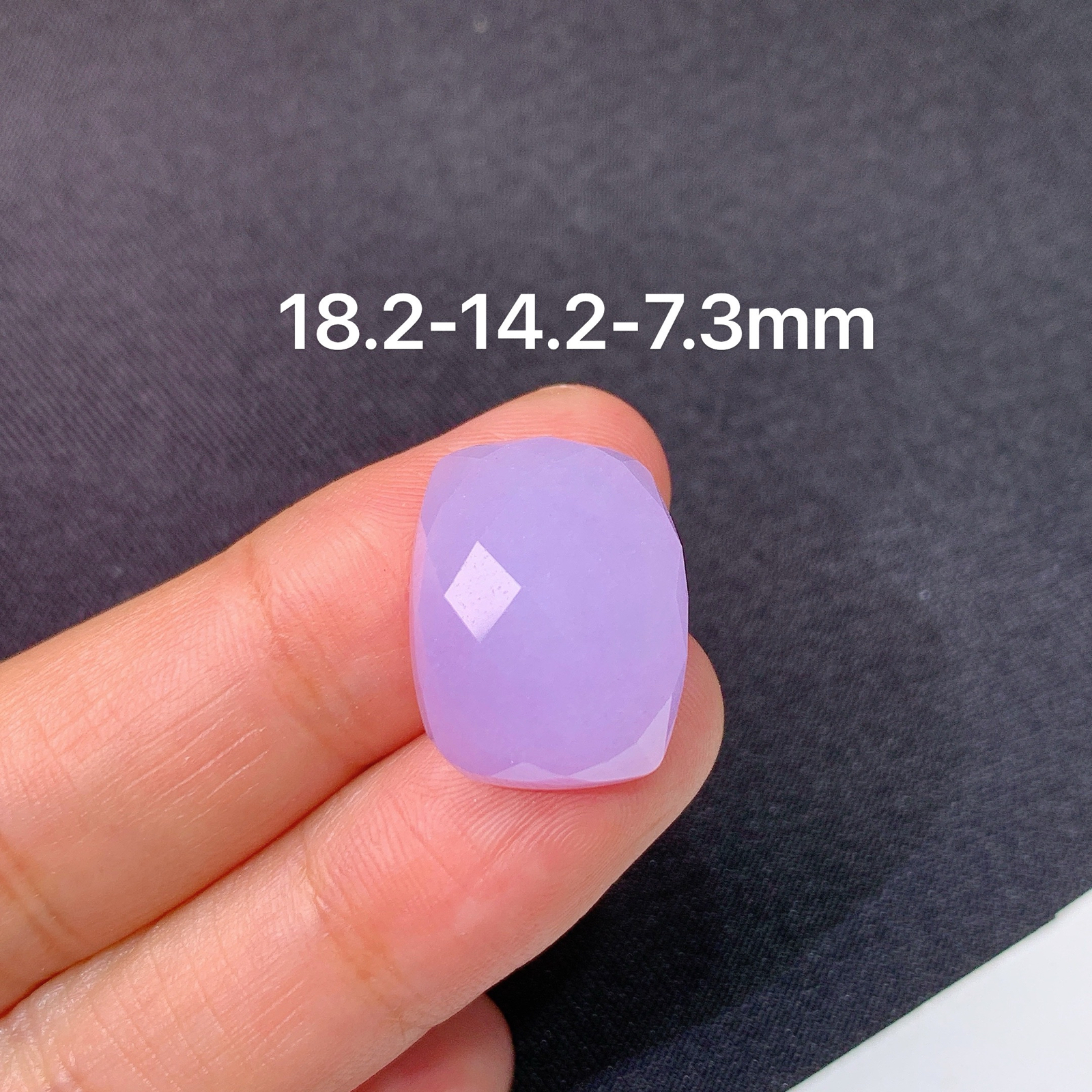 冰紫罗兰蛋面，镶嵌佳品，冰润鲜艳，种水足，Wuf 尺寸18.2*14.2*7.3