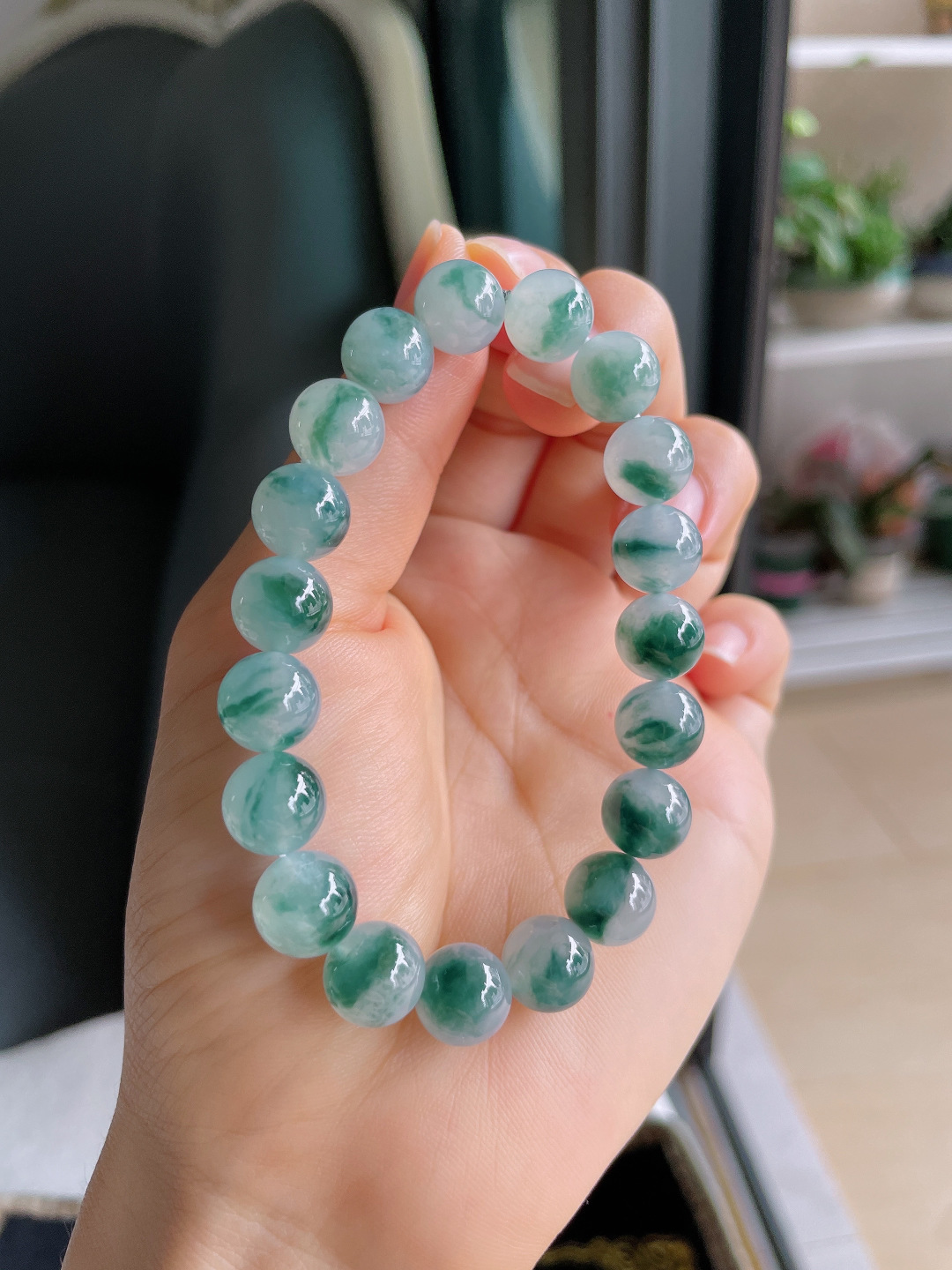️，缅甸天然翡翠A货，冰飘花手串，尺寸：10mm。【编4395】