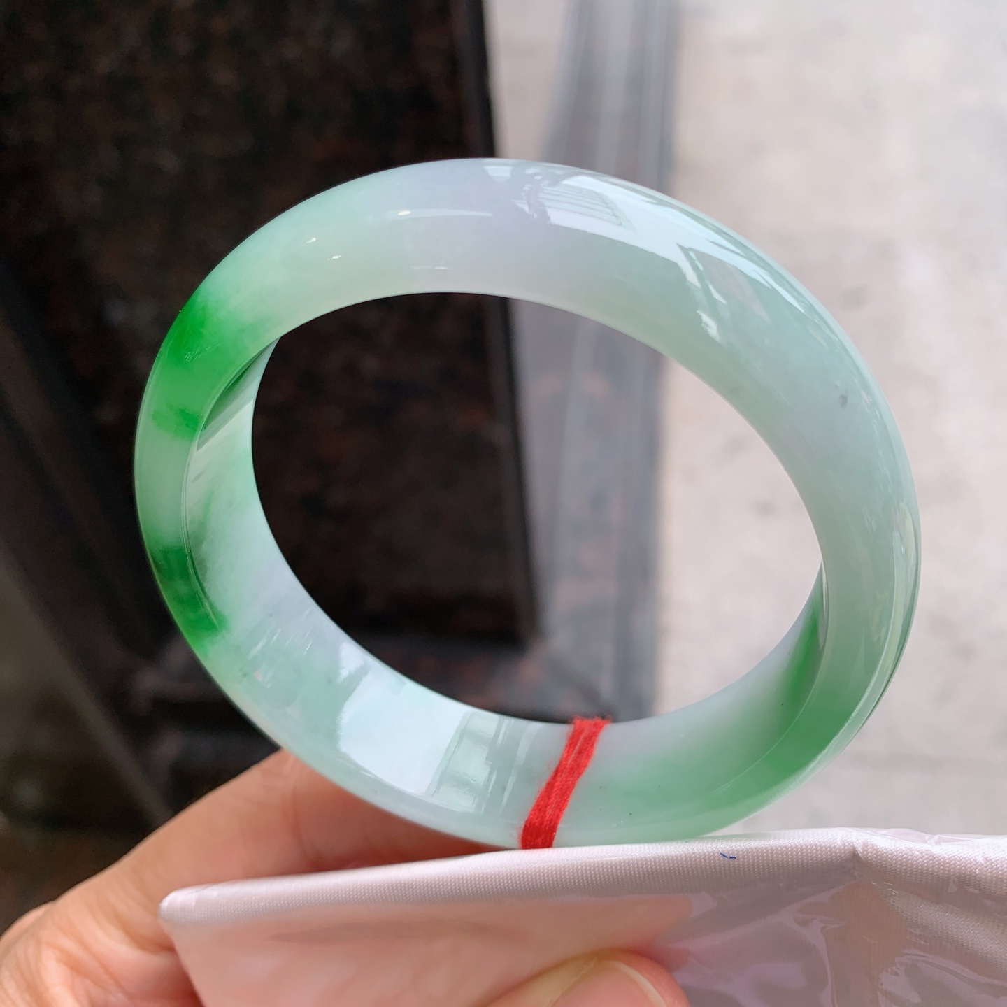 正圈飘绿 无裂 色辣大圈口