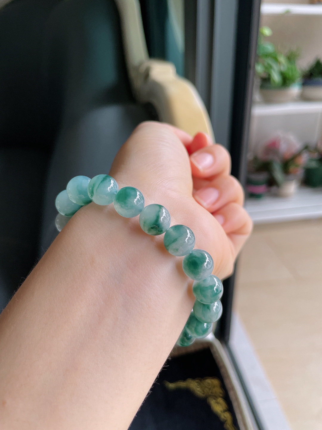 ️，缅甸天然翡翠A货，冰飘花手串，尺寸：10mm。【编4395】