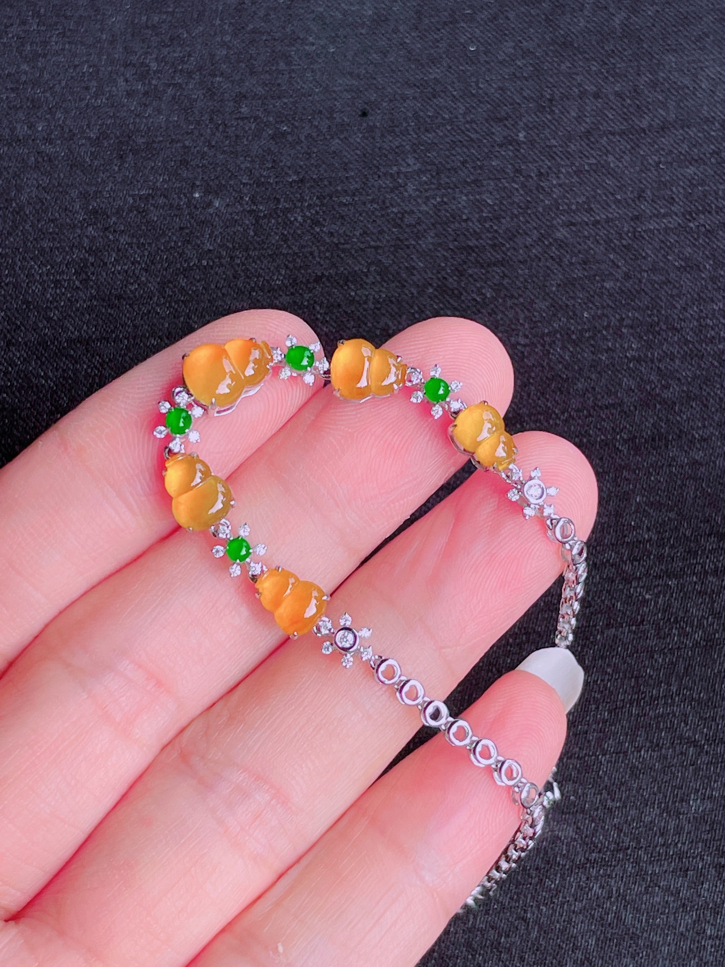 高冰黄翡葫芦手链，晶莹剔透，新颖时尚，8.5-6.5-4