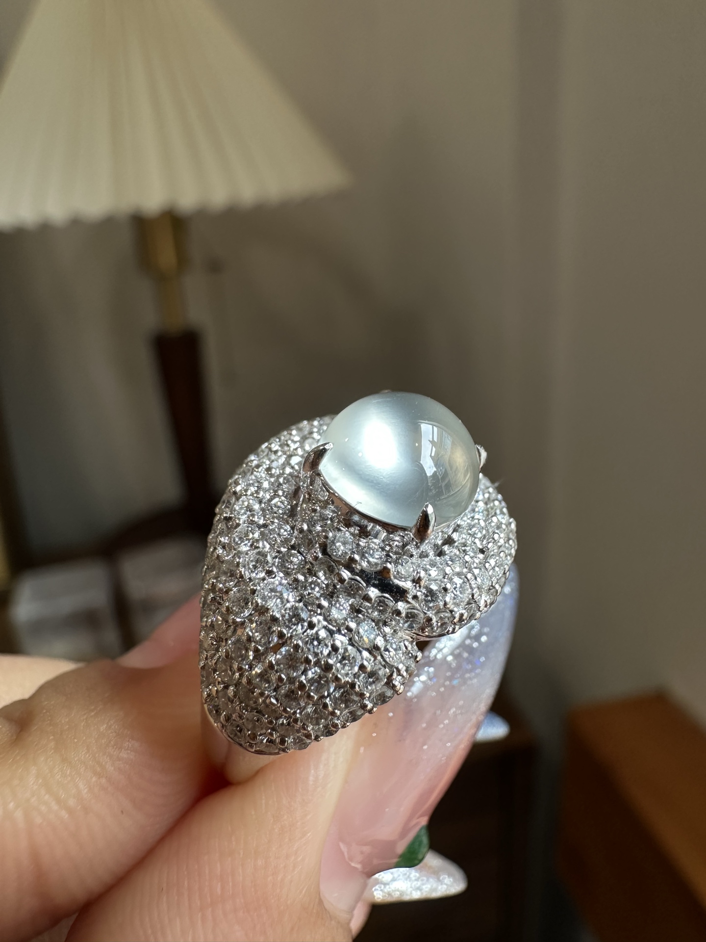 玻璃种蛋面设计款戒指