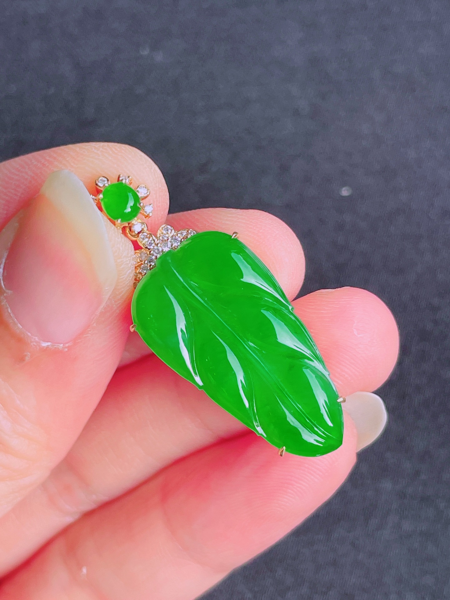 高冰绿树叶吊坠，晶莹剔透，新颖时尚，品相，26.5-15-3