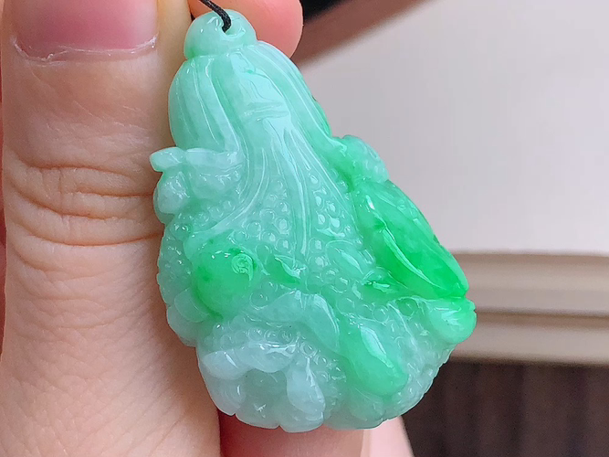 ️ 白菜，无裂，尺寸39.7-27.1-14.0mm，包A附证书