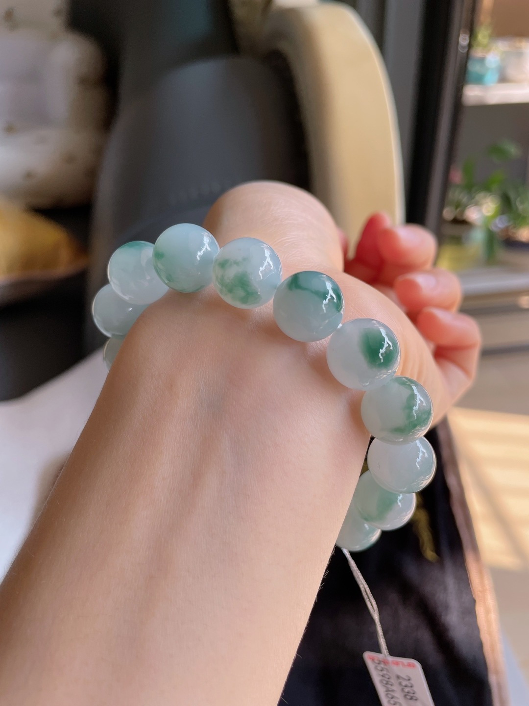 缅甸天然翡翠A货，冰飘花手链，尺寸：12.6mm。-2338