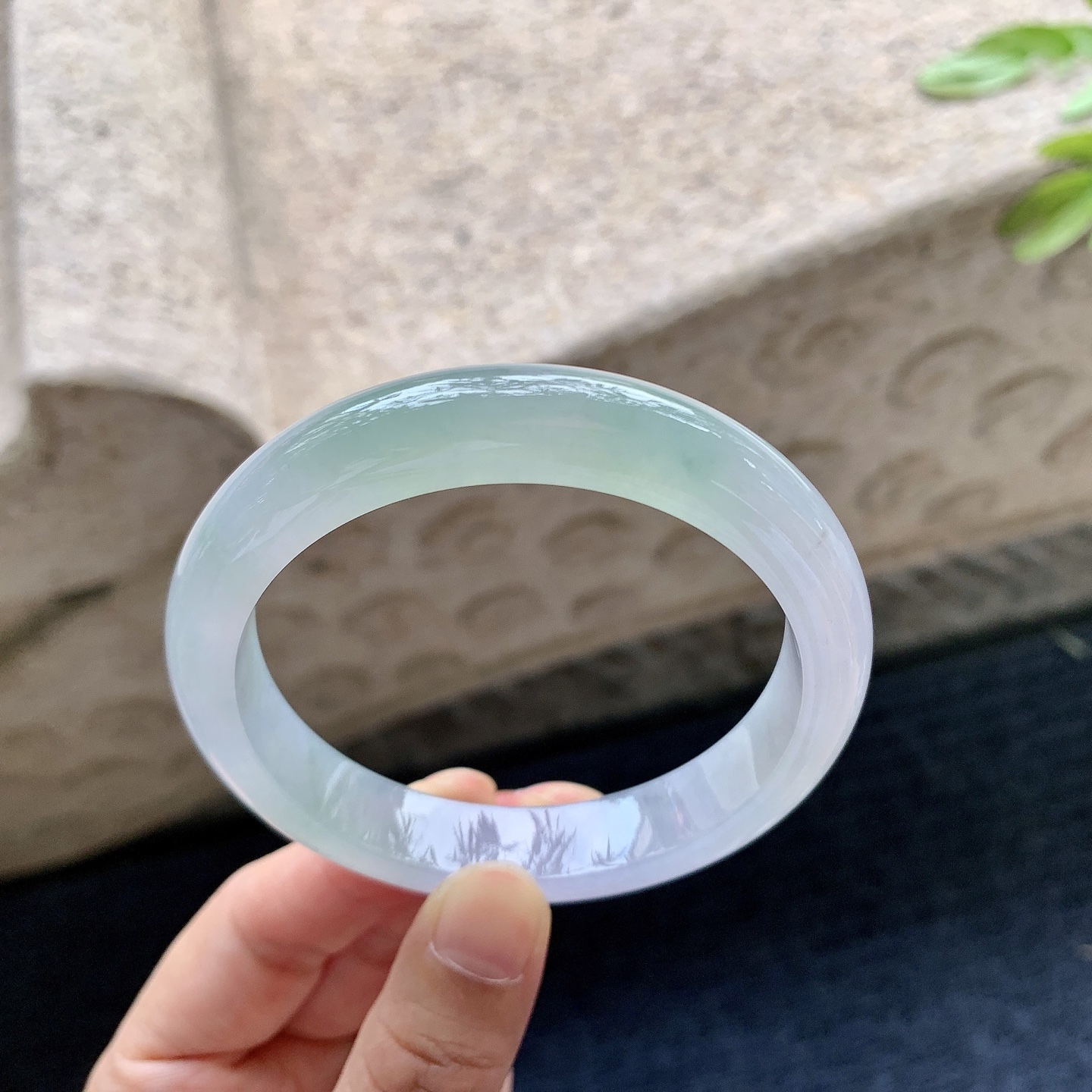 正圈55 56，圈口56.5/11.2/7.8，编码HJ082601，糯冰春彩，水润，种老，细腻，无裂
