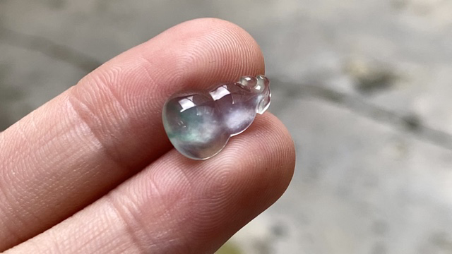 玻璃钢飘彩葫芦,14*8.8*3.3 完整