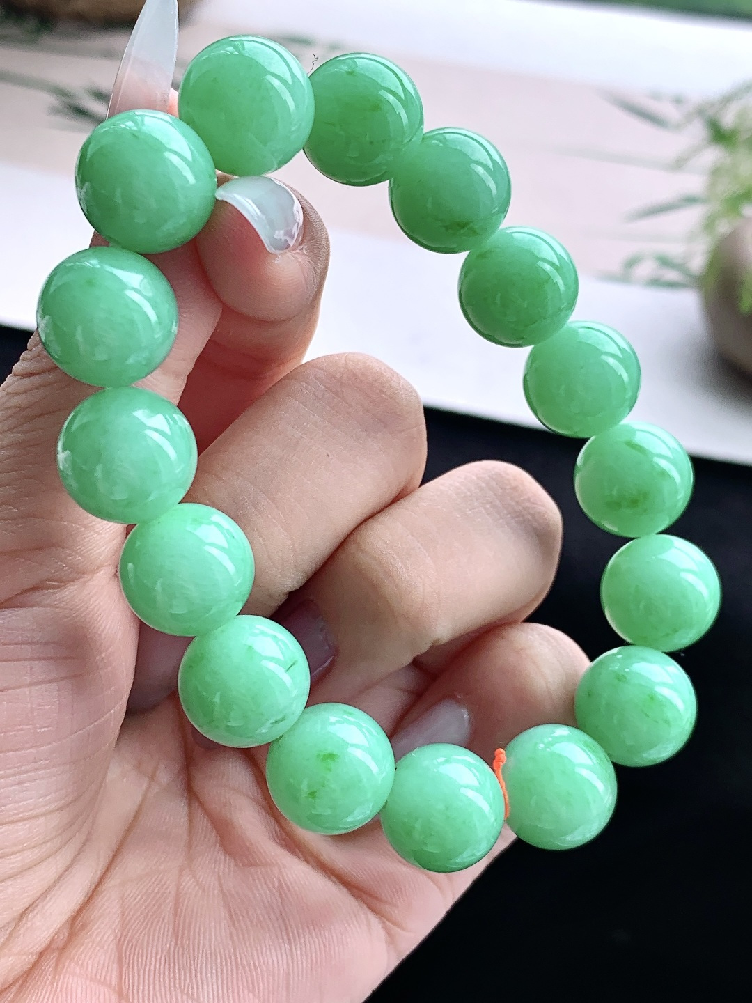 珠子糯冰甜阳绿手串圆珠子手串,性比高,尺寸13.3mm,重量66.8克