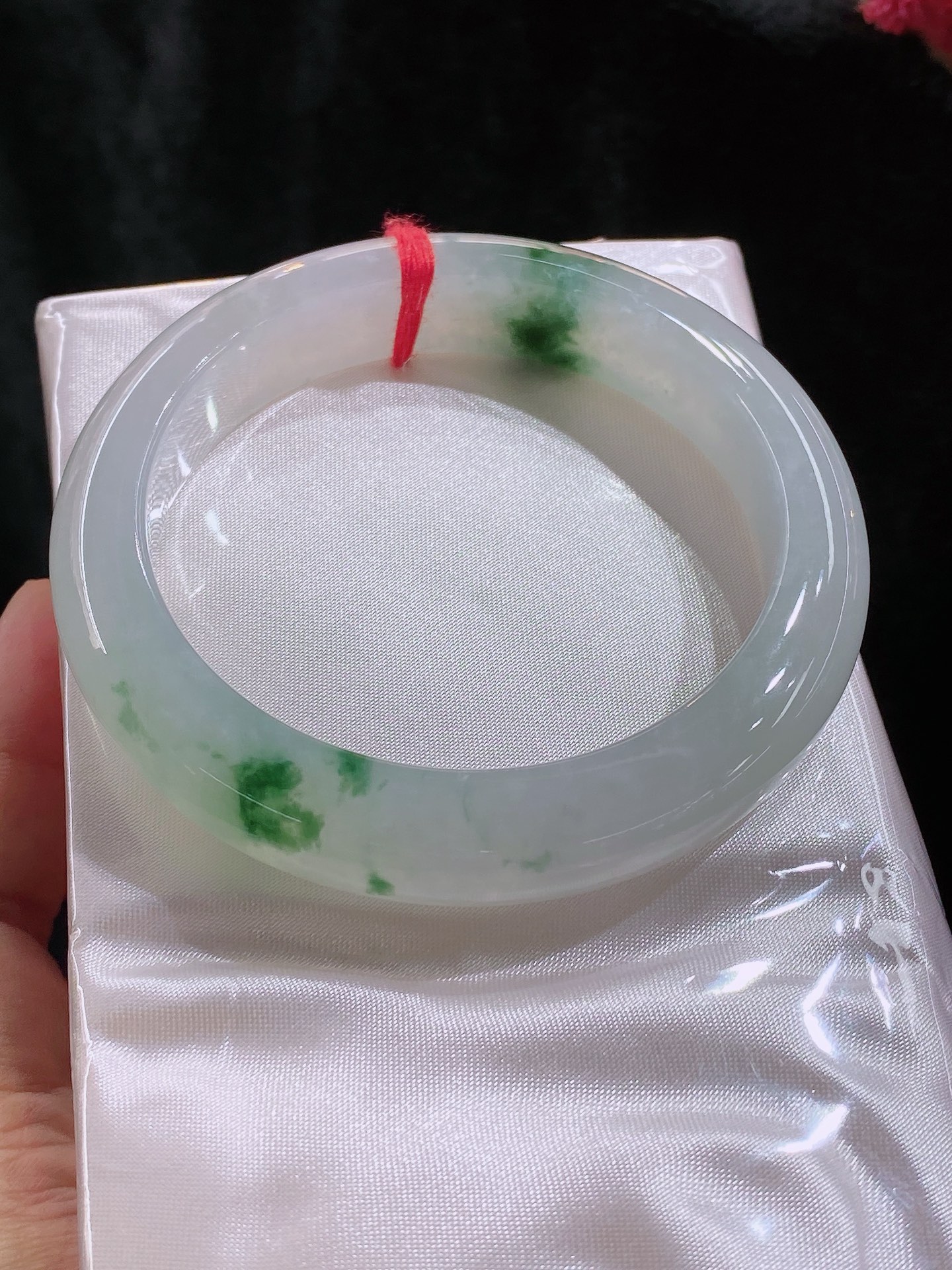 冰飘花正圈手镯，冰透十足，种水，无裂，尺寸57.5/12.7/9，B135-824