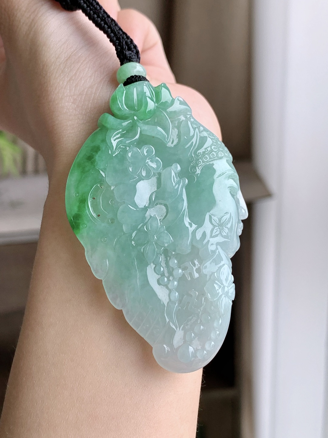 冰飘阳绿一念之间牌吊坠,性比高 超厚
