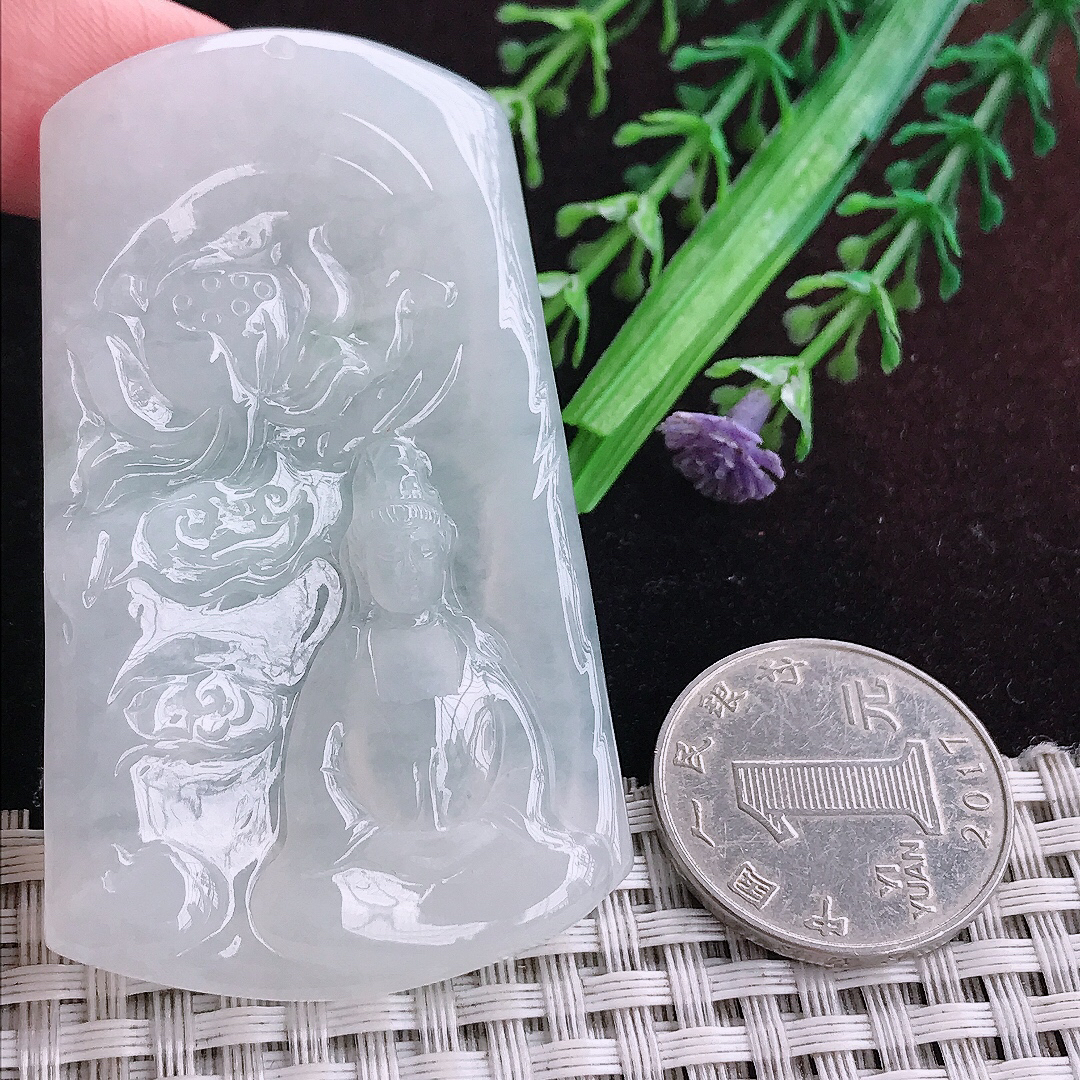 实拍A货翡翠64/38/5.2老坑冰润起胶白冰赐福观音吊坠翡翠玉挂件