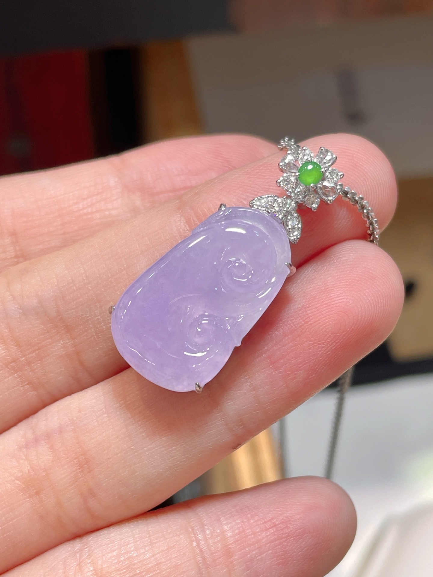 ️ 性比冰种如意吊坠，种水 18k金镶嵌设计，水润透亮 刚性十足，21.8-13.3-3.8