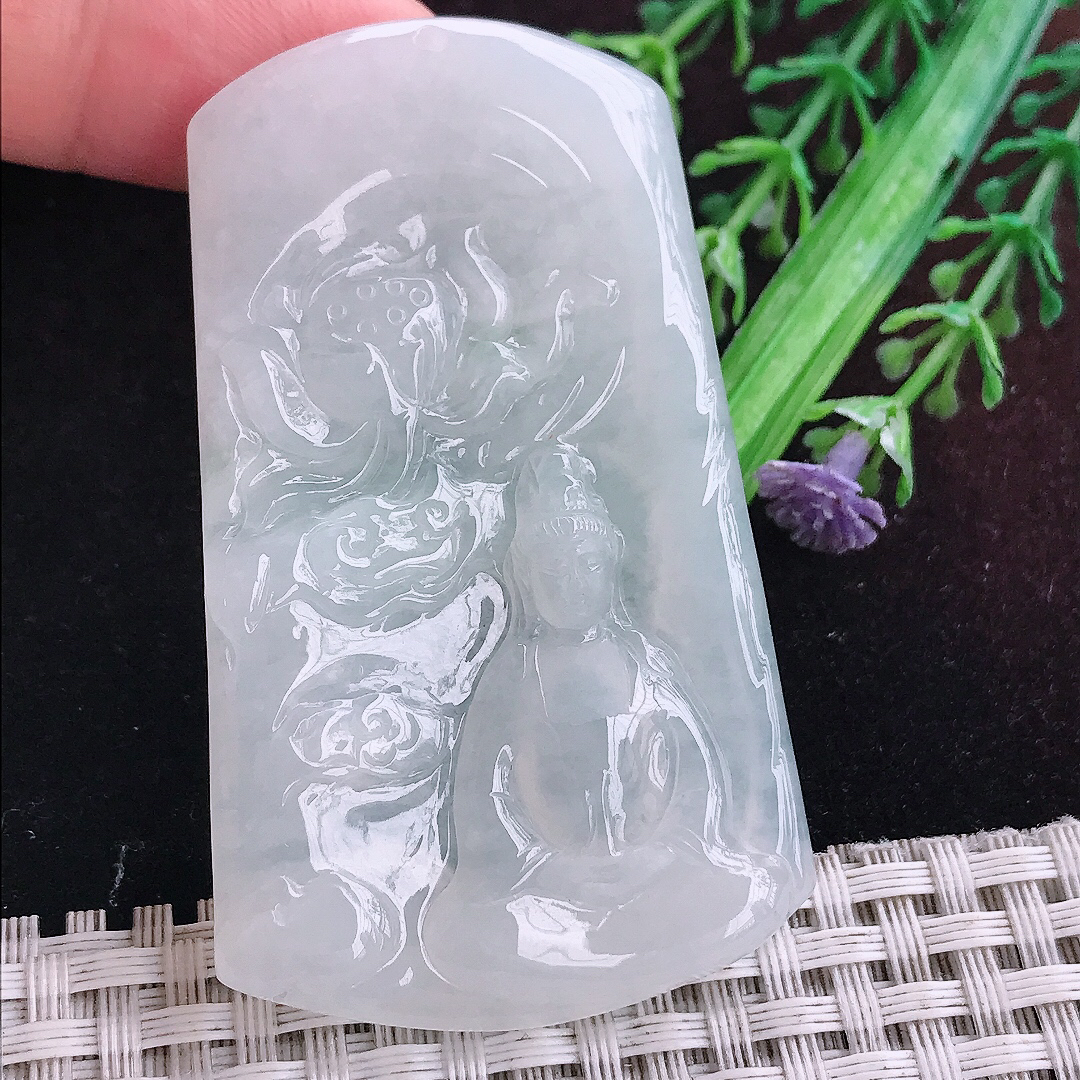 实拍A货翡翠64/38/5.2老坑冰润起胶白冰赐福观音吊坠翡翠玉挂件