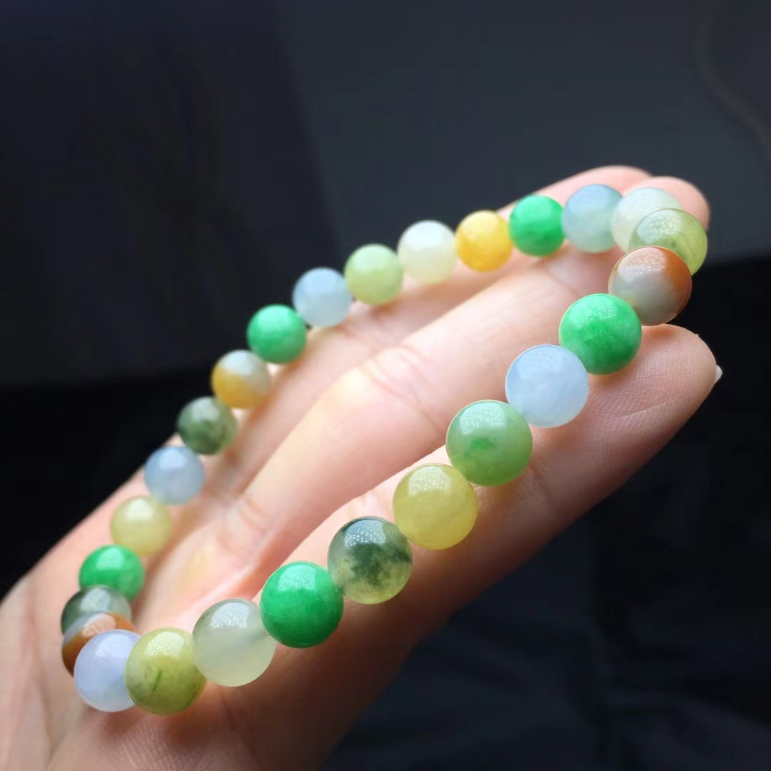 ️ 三彩手链，卡7.6～7.3mm，26颗，种好，玉质细腻，均匀，色彩丰富，颗颗精选