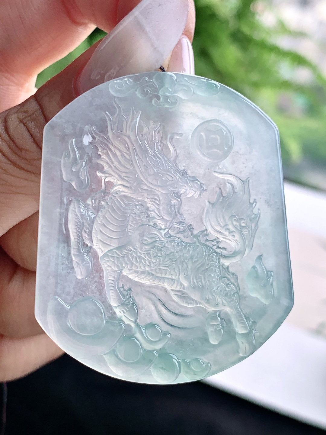 冰飘花麒麟牌吊坠,缅料性比高,尺寸52-44.2-5,重量25克