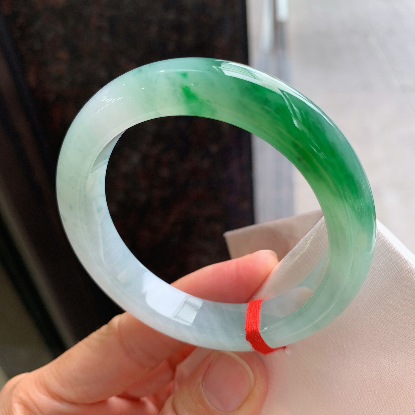 正圈飘绿 无裂 细腻