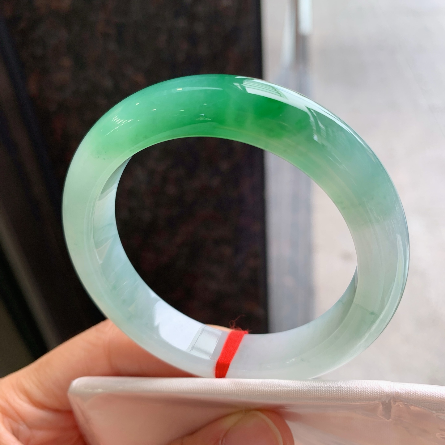 正圈飘绿 无裂 细腻