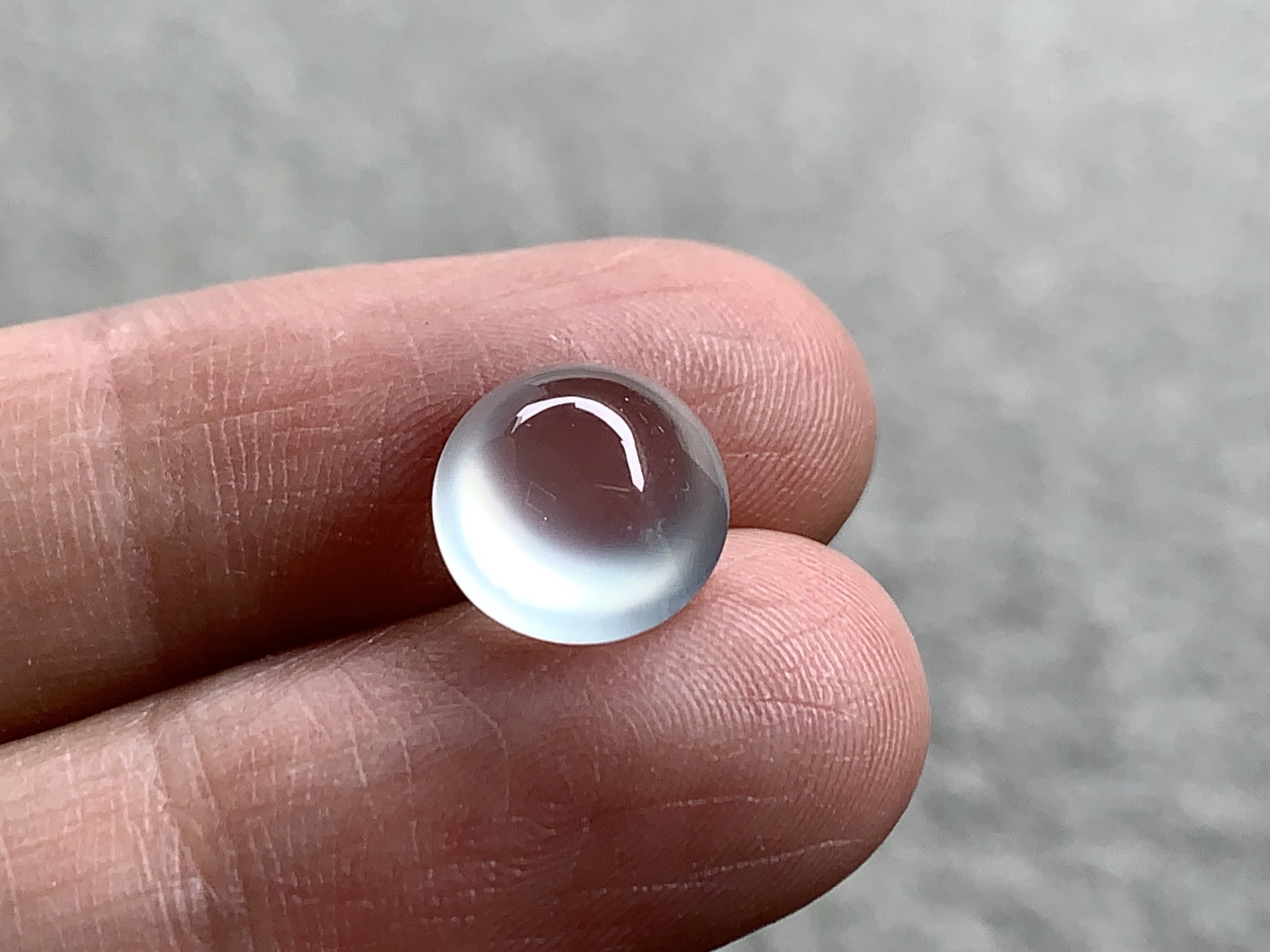 冰种蛋面，尺寸9.9×9.3×5.8