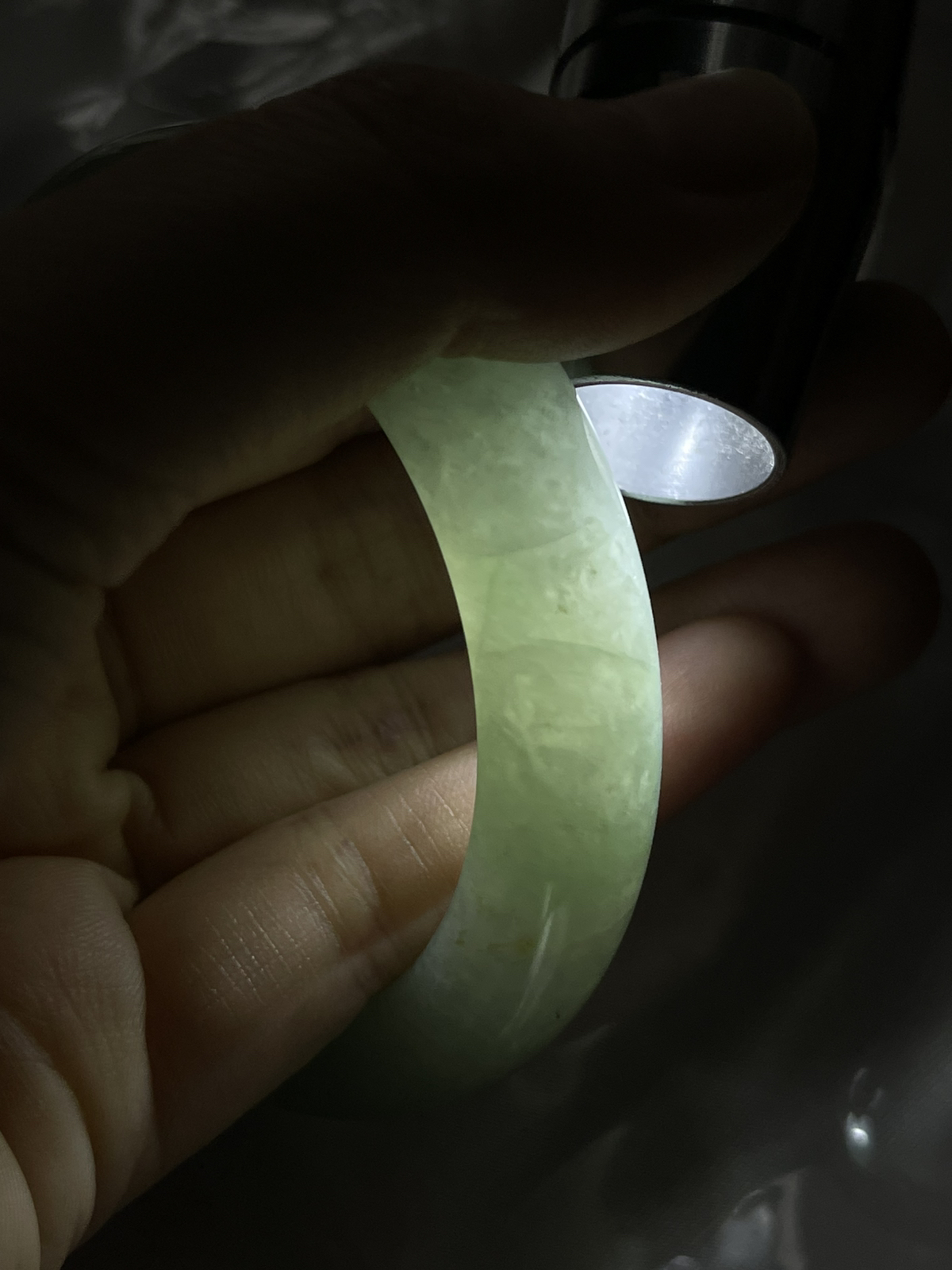 圈口52.5，冰糯种果绿色翡翠正圈手镯