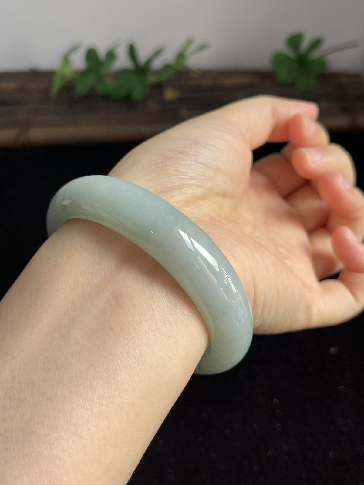 正圈56.7圈口，翡翠手镯
