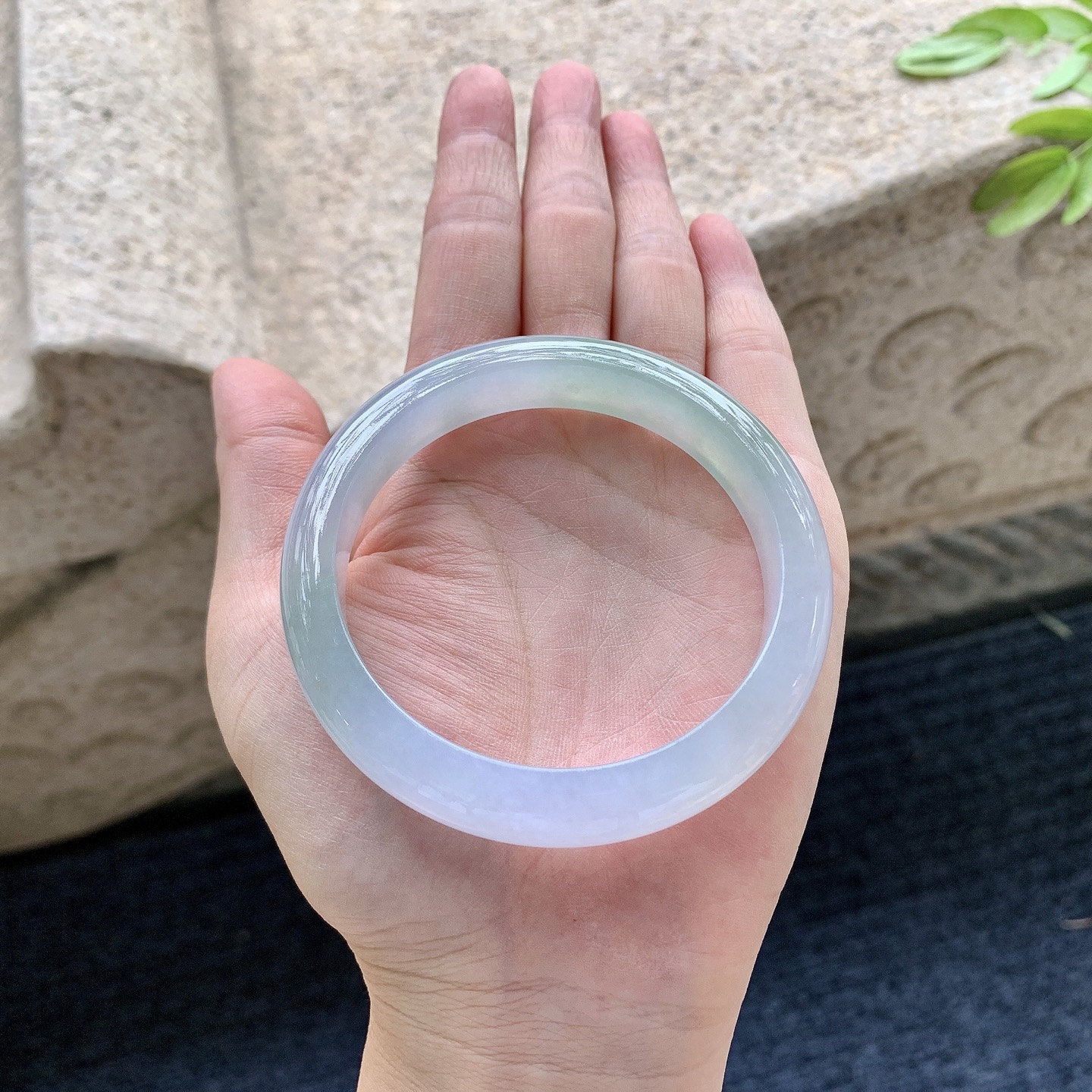 正圈55 56，圈口56.5/11.2/7.8，编码HJ082601，糯冰春彩，水润，种老，细腻，无裂